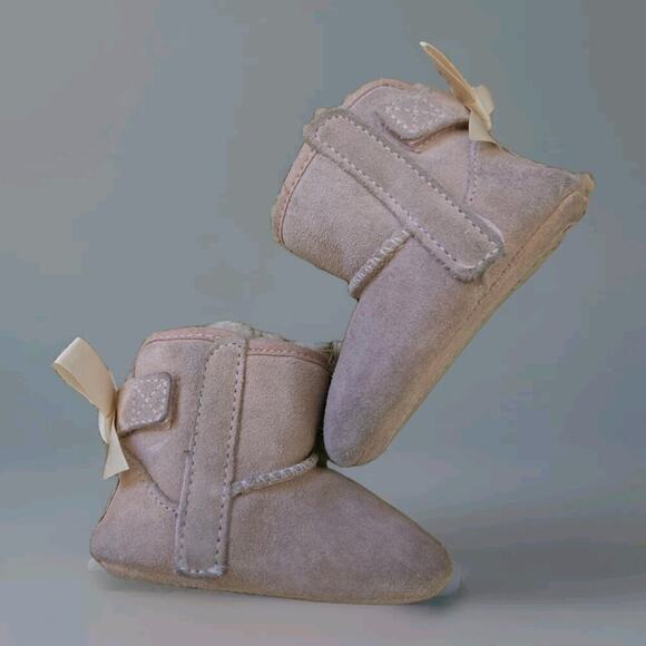 UGG Pink Suede Infant Slip On Baby Booties Boots Size‎ US 0/1 - Picture 1 of 7